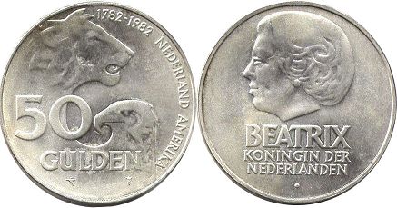 монета Нидерланды 50 гульденов 1982