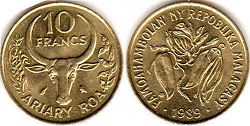 монета Мадагаскар 10 франков 1989
