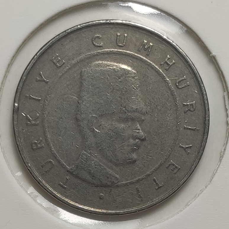 10 новых куруш 2007 Аверс