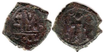 монета Византия Ираклий фоллис