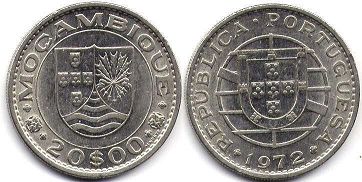 монета Мозамбик 20 эскудо 1972