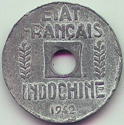 Французский Индокитай 1/4 цента 1942 lead counterfeit монета, реверс